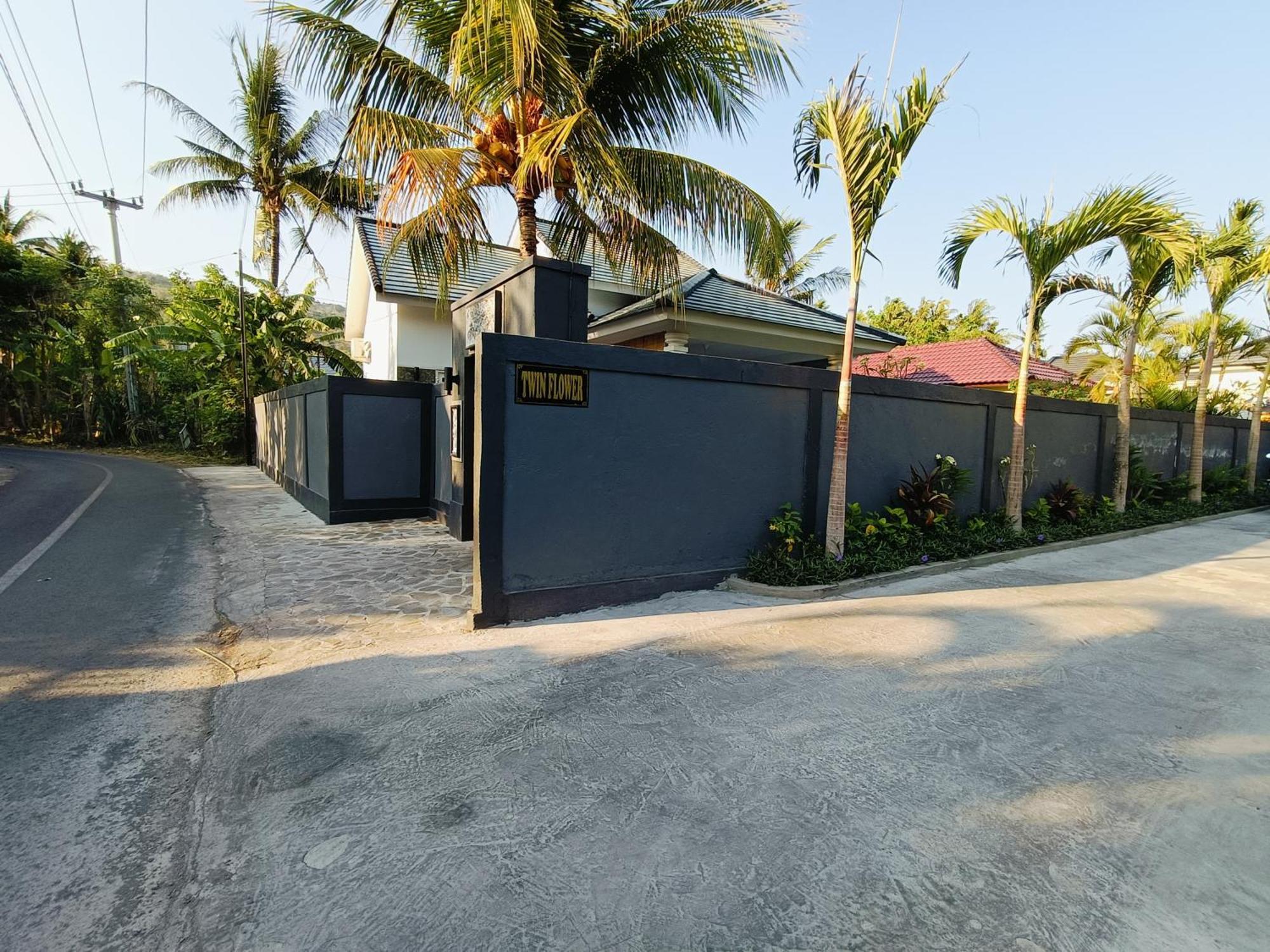 Luxury Private 2Bed Poolvilla In Lovina Twinflower Villa Exterior photo